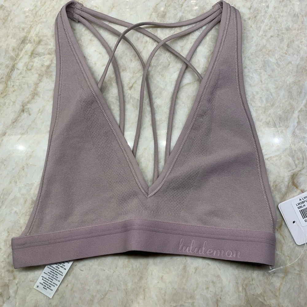 Lululemon A Little Bit Closer Bralette A/B Cup